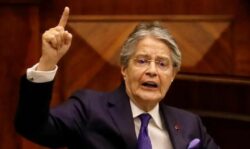 Guillermo Lasso dijo que no se presentará a las elecciones tras disolver la Asamblea Nacional de Ecuador