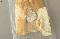 Fuerza Pública decomisó ‘sandwich’ con 132 dosis de crack en Tibás