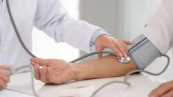 Médicos hacen llamado ante crecientes complicaciones por hipertención en población jovén