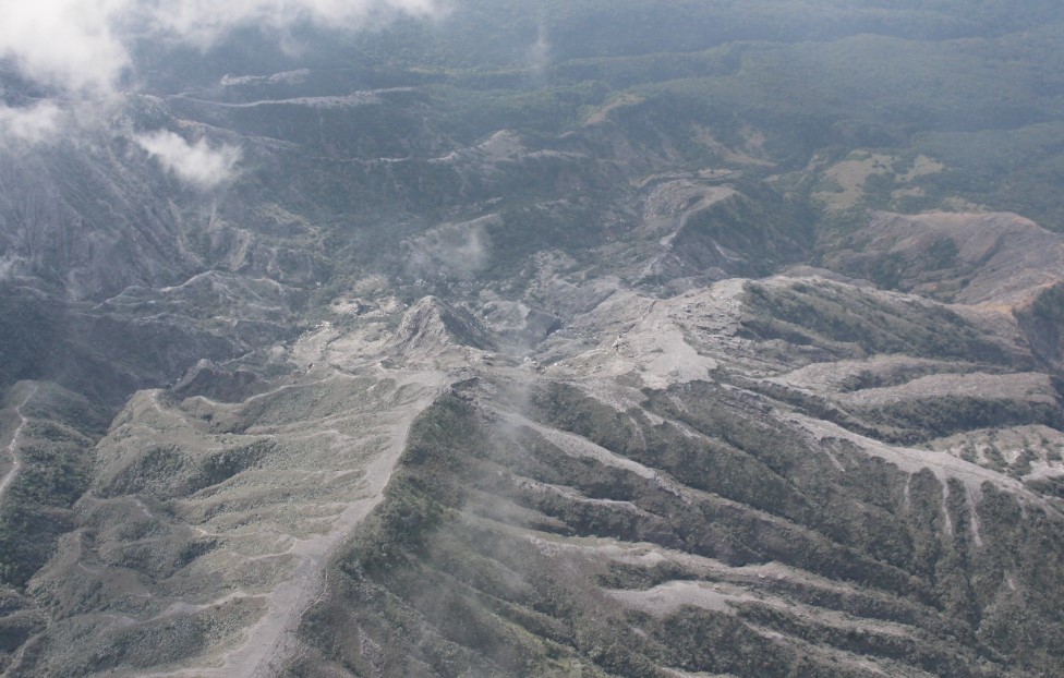 CNE declara alerta verde en comunidades cercanas al Volcán Rincón de la Vieja tras incremento en la actividad