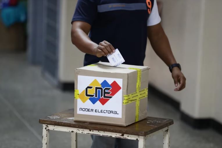 La oposición venezolana admitió todas las candidaturas que se inscribieron para las elecciones primarias