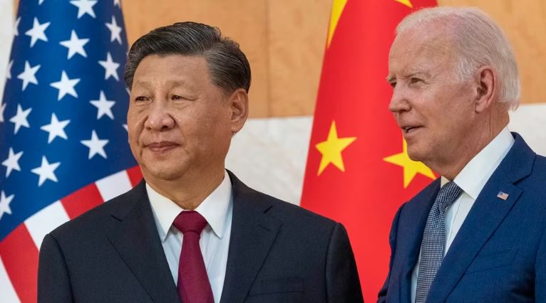 Biden se refirió a Xi Jinping como “dictador” y lo acusó de enviar un globo de espionaje a EEUU