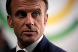 Macron calificó de “injustificables” las violentas protestas en un suburbio de París que han dejado al menos 150 detenidos