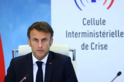 Emmanuel Macron le pidió a los padres que contengan a sus hijos para evitar más disturbios en Francia