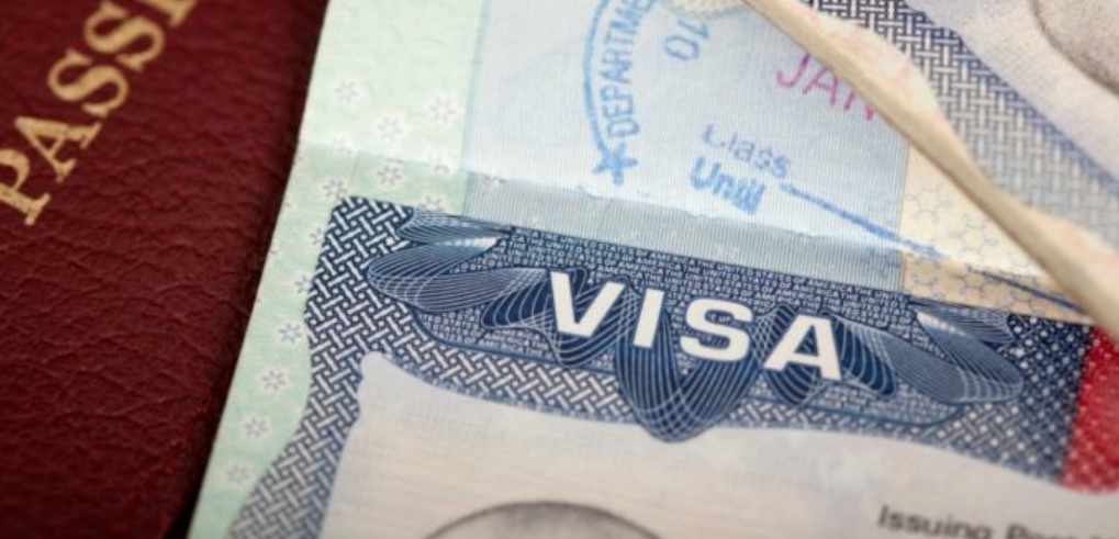 Citas para optar por una visa estadounidense se están agendando hasta octubre del 2024