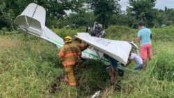 Aeronave cayó en lote baldío en Pococí de Limón y dejó dos pacientes en condición estable