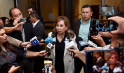 Elecciones en Guatemala: Sandra Torres exigió que se respete la fecha del balotaje pese a la suspensión del partido de su rival