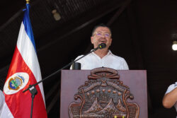 Presidente Chaves promete ‘Agua para la Bajura’ en Guanacaste con compra de terrenos por ₡600 millones