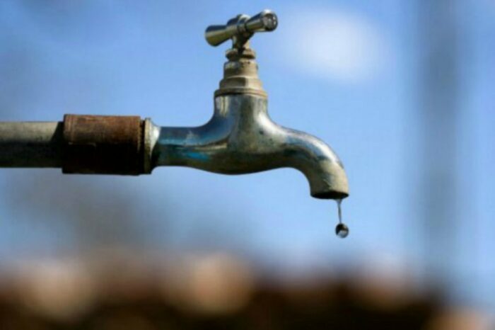 Más de 290 mil personas de seis cantones tendrán cortes de agua esta semana