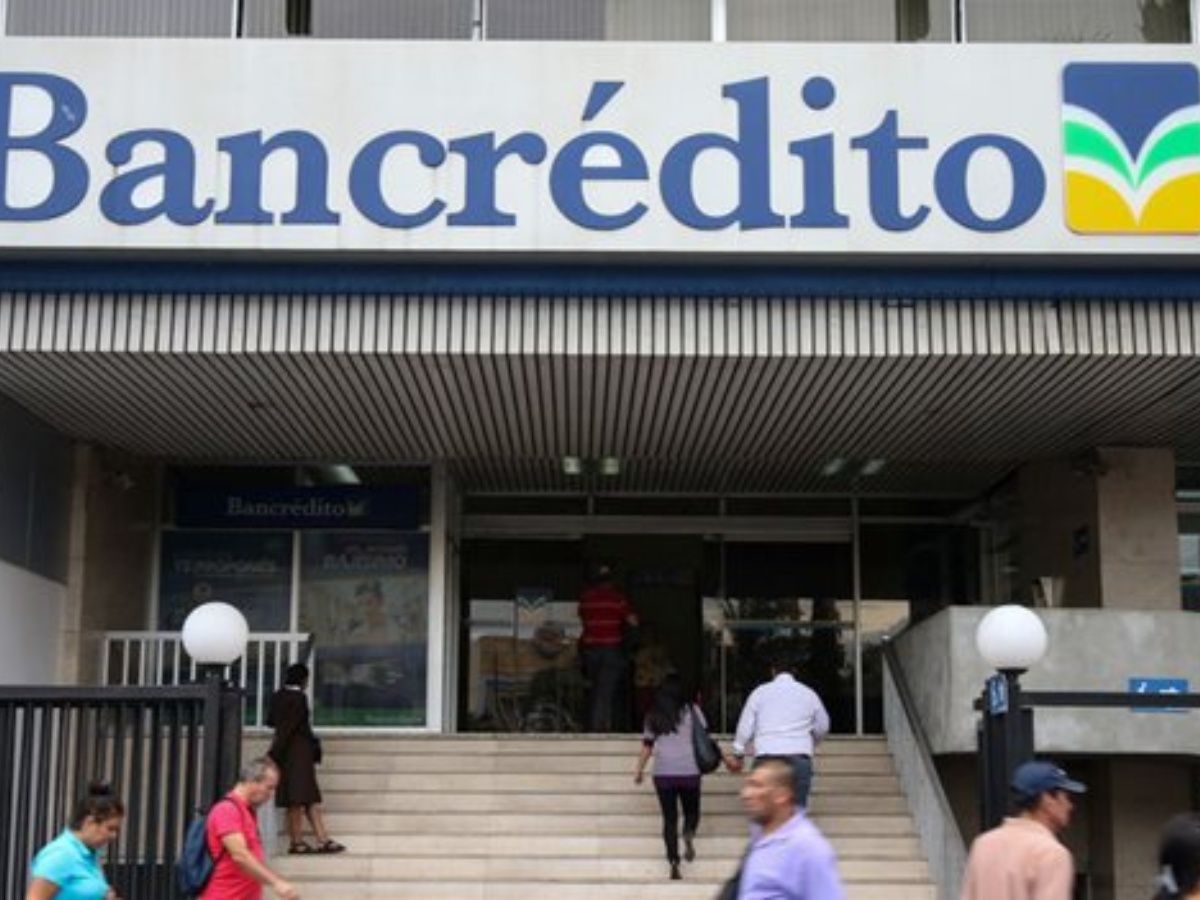 Fiscalía acusa a expresidente Luis Guillermo Solís y cuatro miembros de su gabinete por el caso ‘Bancrédito’