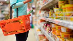 Defensoría solicitó informe para conocer criterios de Salud en la eliminación de sellos alimenticios