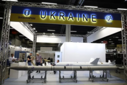 Volodimir Zelensky anunció la producción de más drones, misiles, blindados y proyectiles “Made in Ucrania”