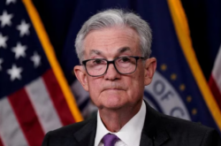 El jefe de la Reserva Federal de Estados Unidos dijo que las tasas de interés seguirán subiendo si es necesario para controlar la inflación
