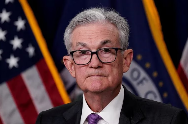 El jefe de la Reserva Federal de Estados Unidos dijo que las tasas de interés seguirán subiendo si es necesario para controlar la inflación