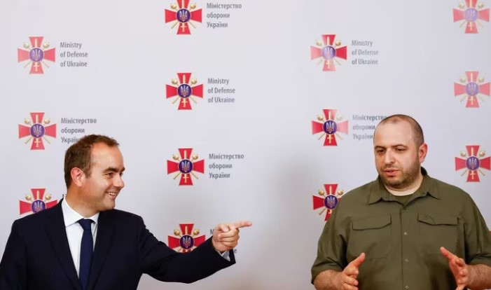 Ucrania y Francia firmaron un acuerdo de producción conjunta de armas