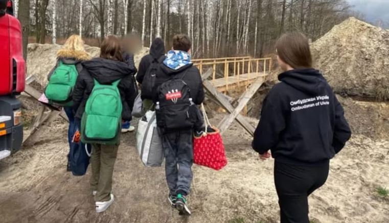 Ucrania denunció que Rusia tiene al menos 70 campamentos de adoctrinamiento militar para niños
