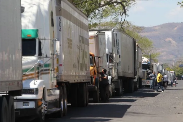 Honduras rechaza propuesta de Costa Rica para otorgar permiso de visas a transportistas