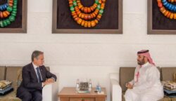 Antony Blinken se reunió con Mohammed bin Salman en Riad para abordar el conflicto en Gaza