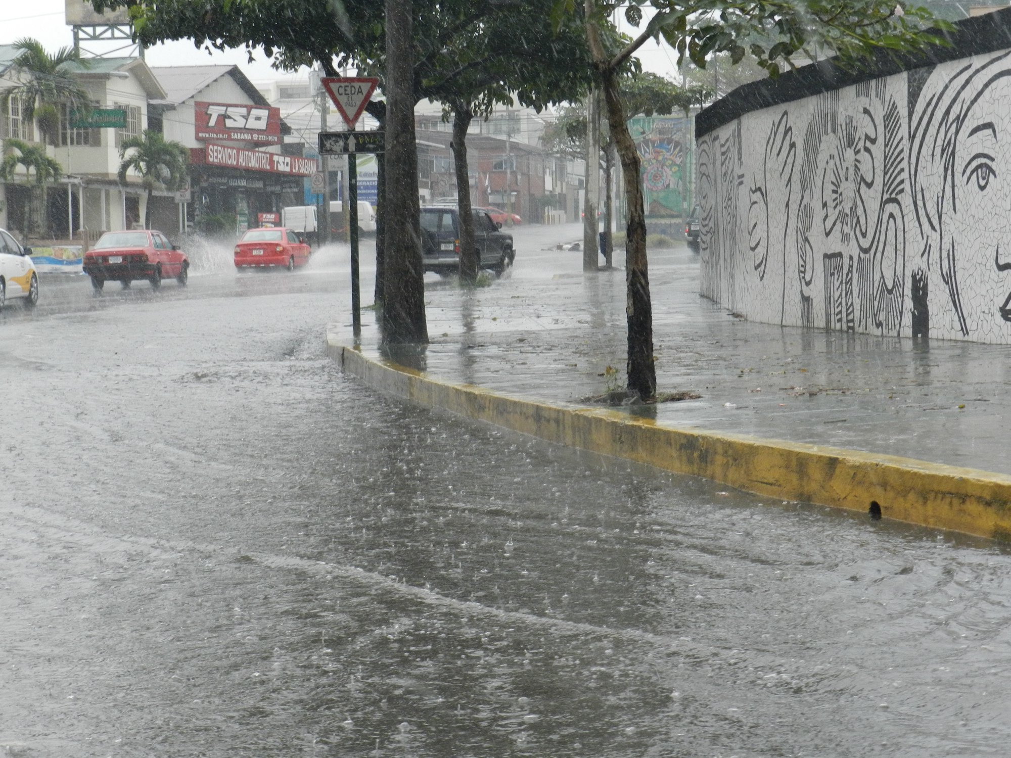 IMN prevé que lluvias continúen durante inicio de semana por impacto indirecto de Depresión Tropical #19