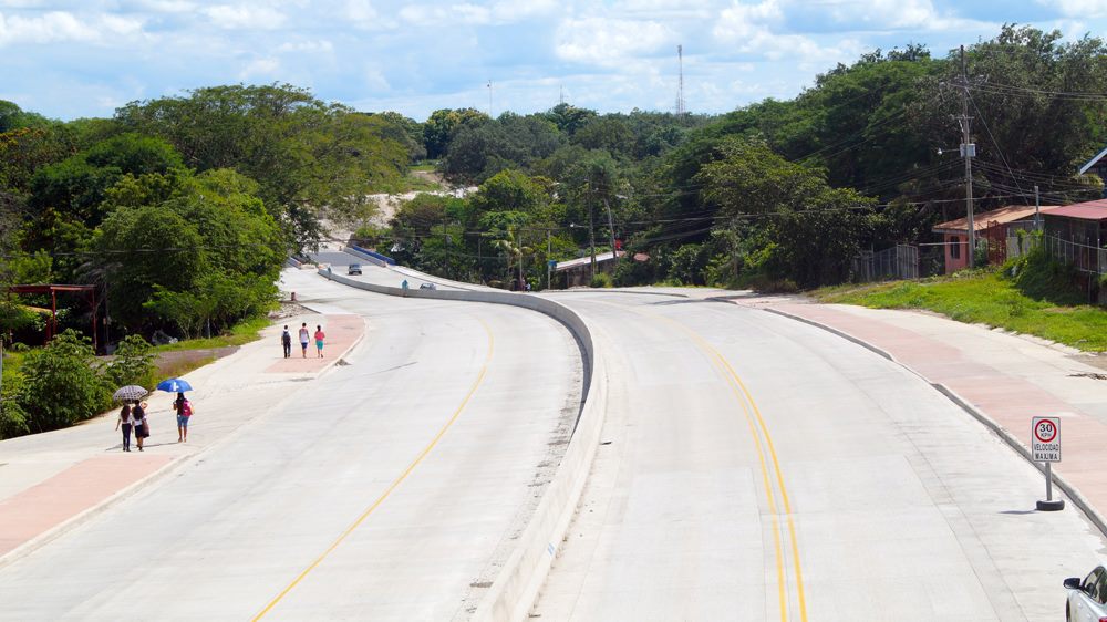 Cámara de Turismo advierte riesgos por estado de carretera entre Barranca y Limonal