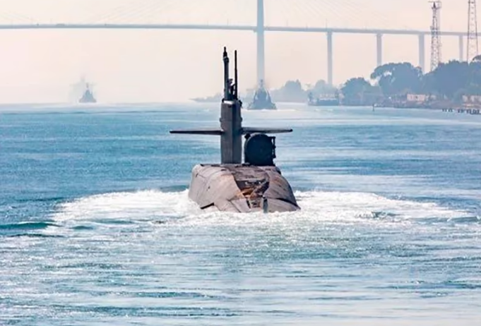Estados Unidos envió un submarino nuclear a Medio Oriente tras los ataques a sus bases militares en la región