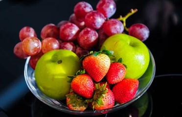 ¡Manzanas, uvas y fresas! Frutas para época navideña están hasta 17% más baratas que en 2022
