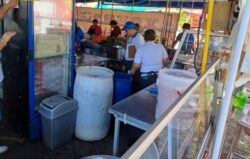 Salud identifica 13 carné de manipulación de alimentos falsos en campos feriales de Zapote y Curridabat
