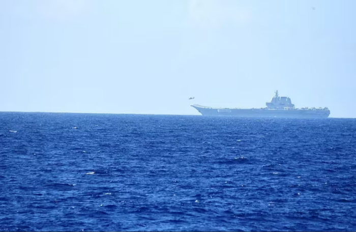 China eleva la tensión en el estrecho de Taiwán: volvió a desplegar uno de sus portaaviones