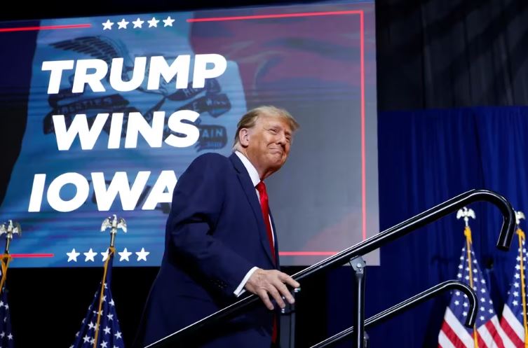 Donald Trump inició las primarias republicanas con un contundente triunfo en los caucus de Iowa