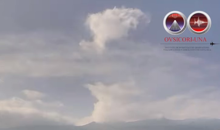 Volcán Rincón de la Vieja registró erupción que alcanzó 3 km este viernes