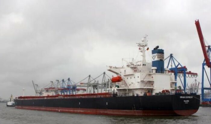 Los hutíes atacaron un barco que llevaba granos desde Brasil a Irán pensando que era de Estados Unidos