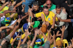 Masiva movilización en apoyo a Bolsonaro tras las acusaciones en su contra por el intento de golpe de Estado contra Lula
