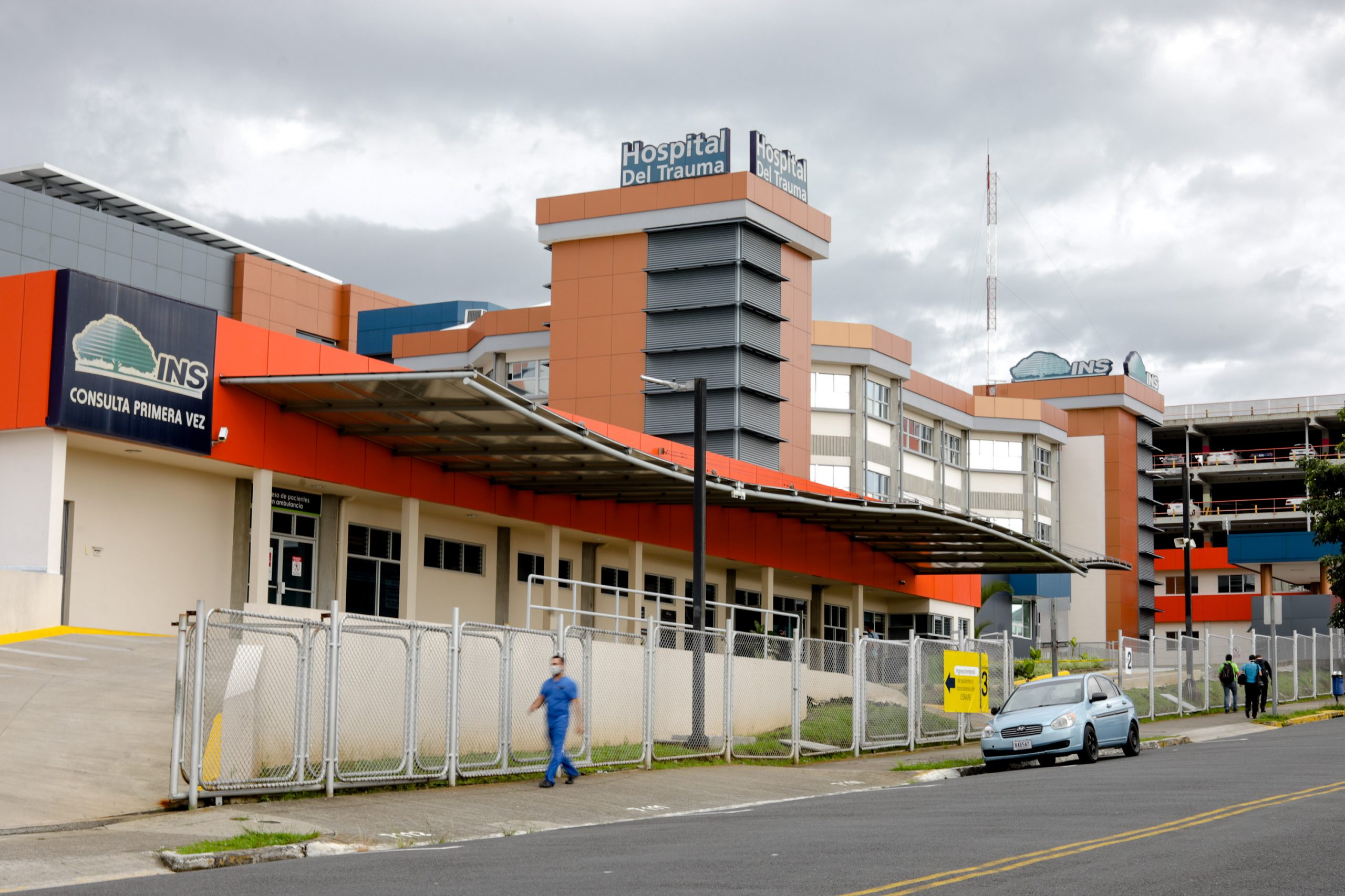 INS reporta disminución en asistencia a consultas de emergencia del 20% en Hospital del Trauma y lo atribuye a presas en La Uruca