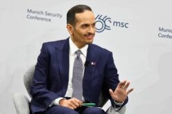 El primer ministro de Qatar llegó a EEUU mientras continúan las negociaciones para una tregua en Gaza