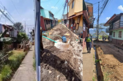 Nueva avería en tubería mantiene a vecinos de Hatillo sin agua