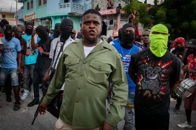 Las pandillas haitianas intensificaron su arremetida contra el centro de Puerto Príncipe