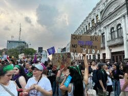 Cientos de personas marcharon en San José en conmemoración al Día Internacional de la Mujer