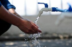 ARESEP implementará sello regulatorio en servicio de acueducto y saneamiento para verificar calidad del agua