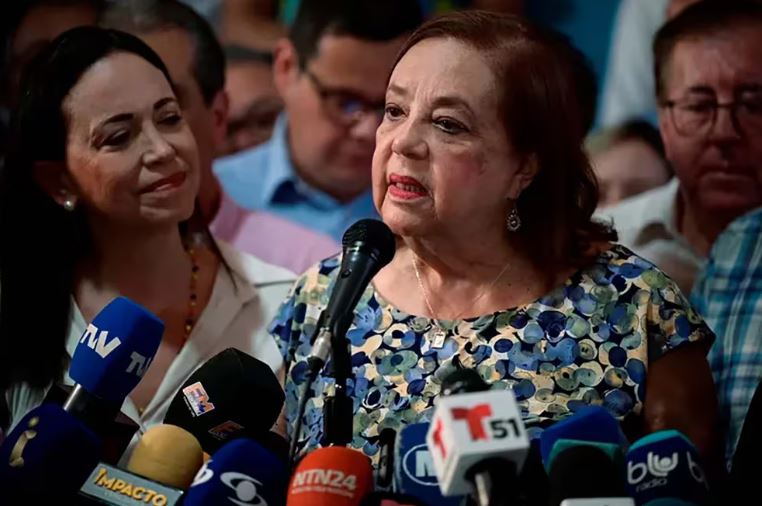 María Corina Machado afirmó que todavía hay tiempo para sustituir al candidato presidencial