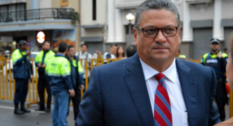 Johnny Araya no planea desvincularse de la política tras finalizar su periodo como alcalde de San José