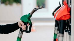 RECOPE anuncia aumento de hasta ₡31 en gasolinas y rebaja de ₡13 en el diésel