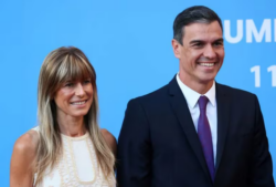 La Fiscalía pide archivar la causa abierta contra esposa de Pedro Sánchez tras la denuncia de Manos Limpias