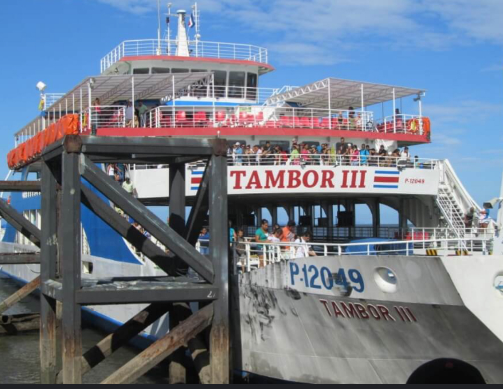 MOPT estima que reparación de plataforma afectada por colisión de ferry en Paquera tardaría dos meses