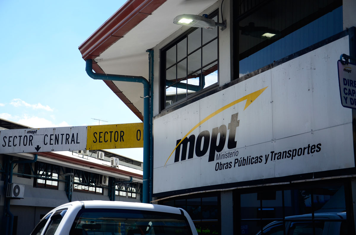 MOPT planea proyectos de mejora en salida de Circunvalación hacia Ruta 27 y en Hatillo 8