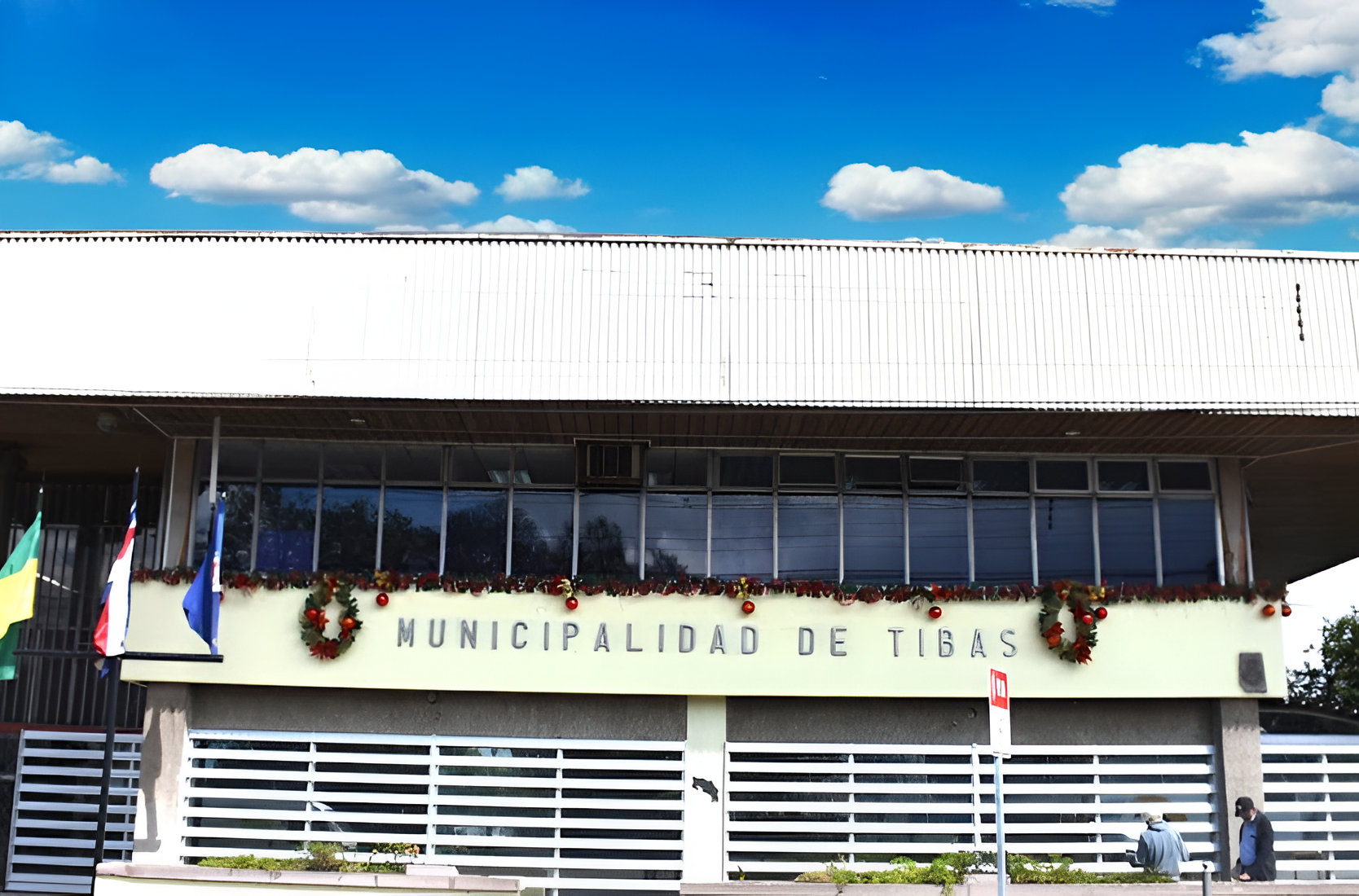Contraloría señala a Municipalidad de Tibás por falta de inspección en manejo del alcantarillado