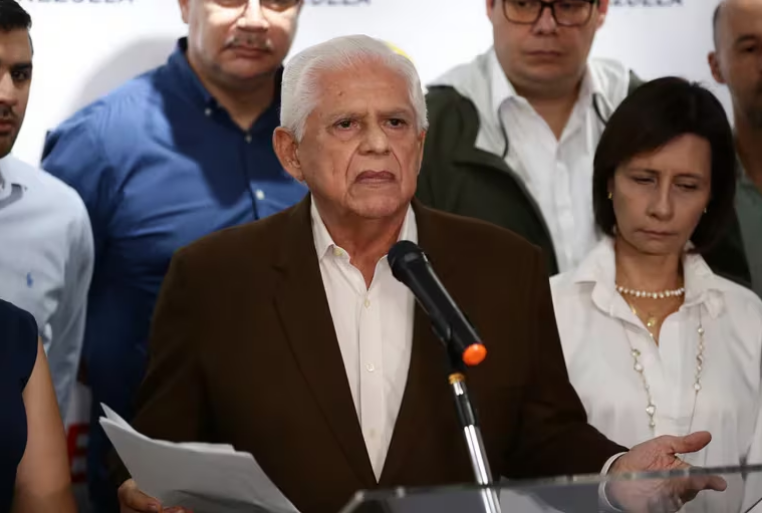 La oposición venezolana denunció trabas para suscribir apoyos a la candidatura de Edmundo González Urrutia