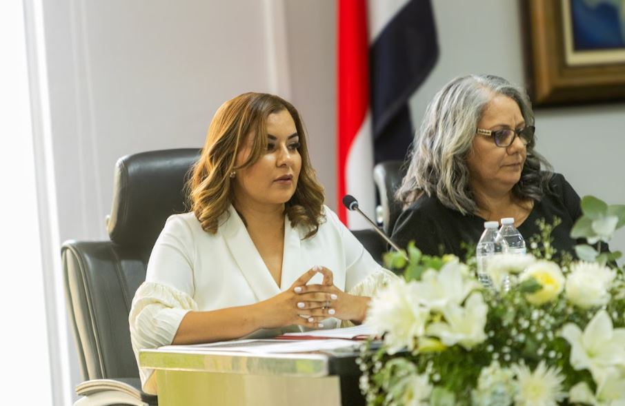 Alcaldesa de San Ramón priorizará seguridad y generación de empleo al frente de municipalidad