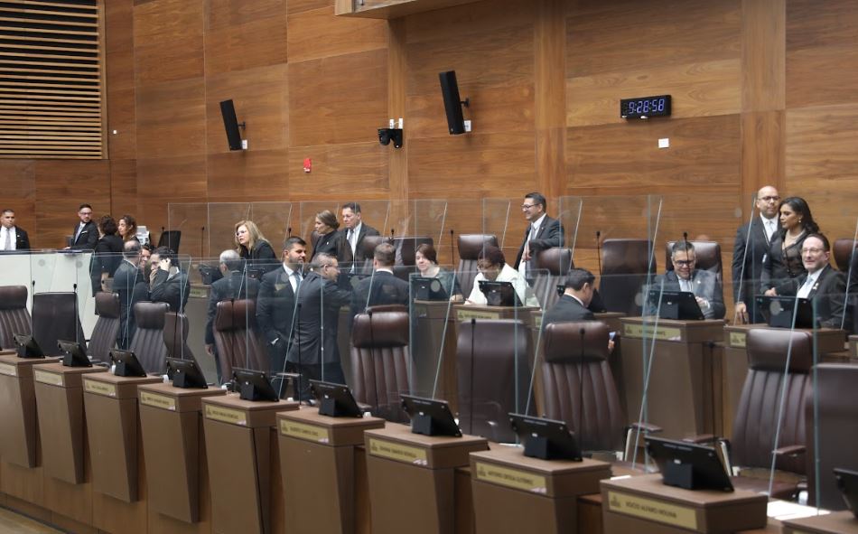 Diputados de oposición califican de ‘liviana’ la agenda de proyectos de Ley convocada por el gobierno