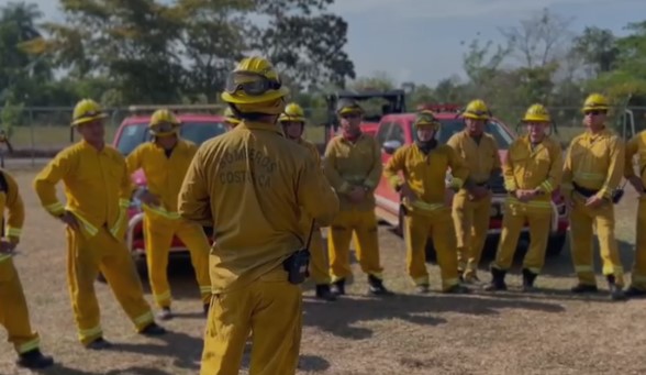 Bomberos atienden tres incendios forestales en Los Chiles con afectación de más de 500 hectáreas