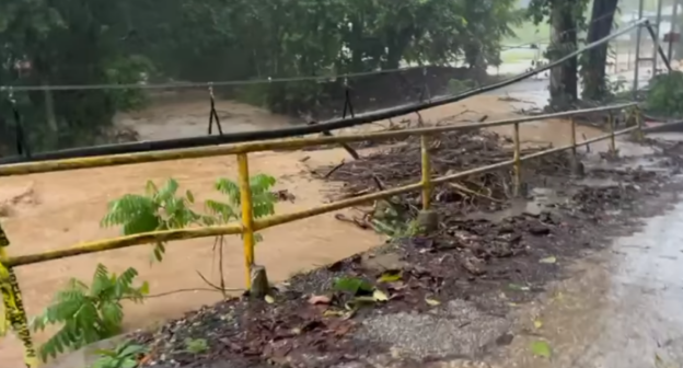 CNE atendió incidentes por inundación y brindó ayuda a 150 familias en Montes de Oro de Puntarenas